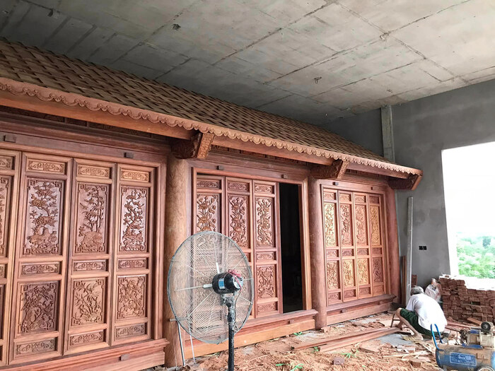 Bảo dưỡng nhà gỗ phục dựng 1